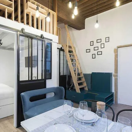 Dify 2br-4p - Quatre Chapeaux -centre Lyon